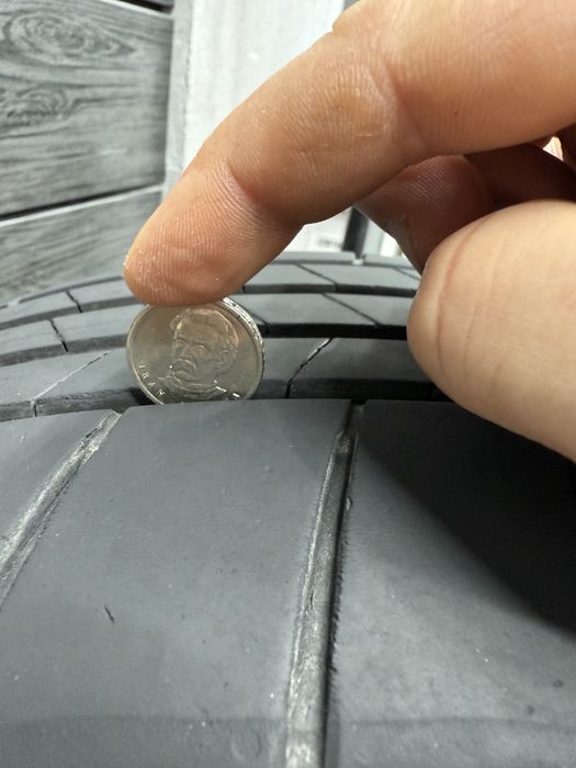 Продам шини Bridgestone