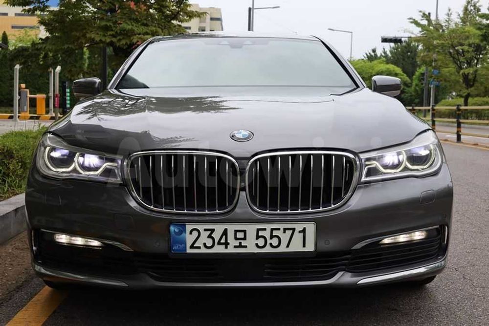 G11 BMW 7 Series 2016 Дизель з Заднім пакетом для Пасажирів