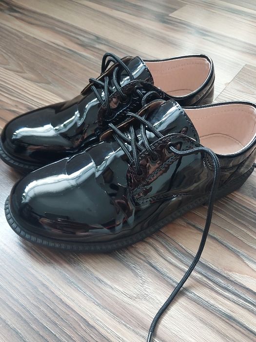 Eleganckie czarne buty