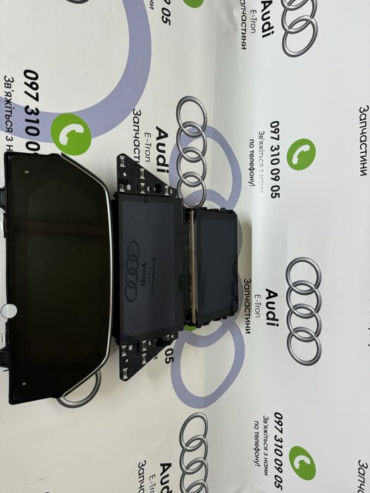 Монітори приборка audi e-tron магнітола