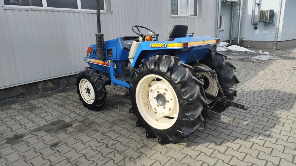 Traktorek Iseki Landhope TU240