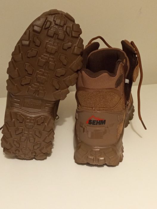 Buty trekkingowe r. 25,5cm