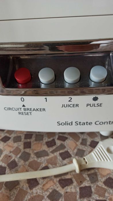 Соковитискач Panasonic MJ-M171P Juicer/Blender Соковыжималка/Блендер