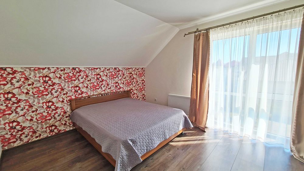 Будинок в с. Погреби  з газом і генератором з сучасним ремонтом