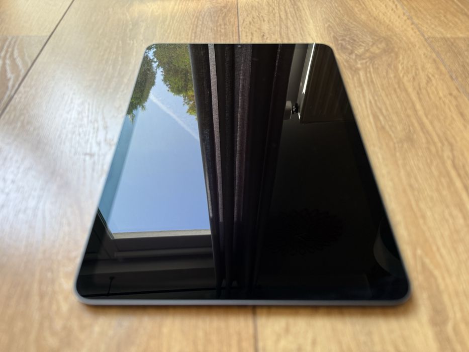 Apple iPad Air 4 Gen 64GB Wifi