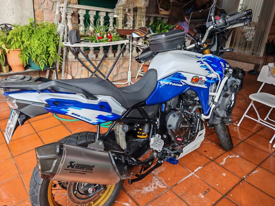 Suzuki V-strom 800 DE Heritage Limited Edition