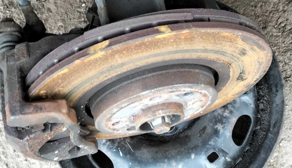 tarcze hamulcowe tył Renault Scenic II jak nowe