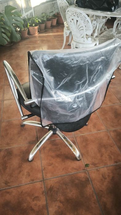 2 cadeiras de cabeleireiro