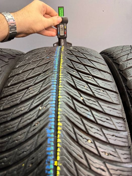 Шины БУ 225 65 R 17 Michelin pilot alpin 5 SUV Зима Комплект резина