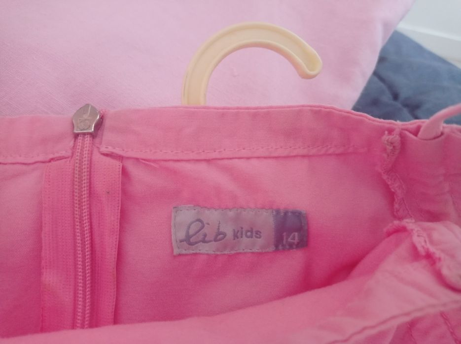 Vestido cor rosa, da marca Lib para rapariga - (em bom estado)