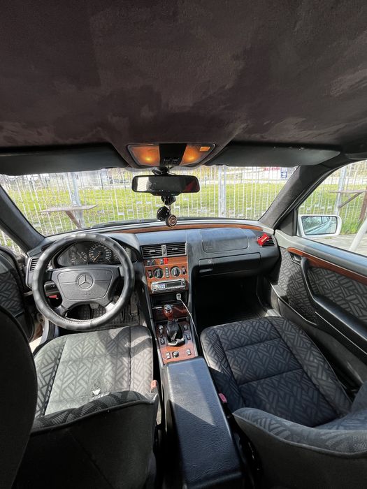 Продам або обміняю Mercedes W202