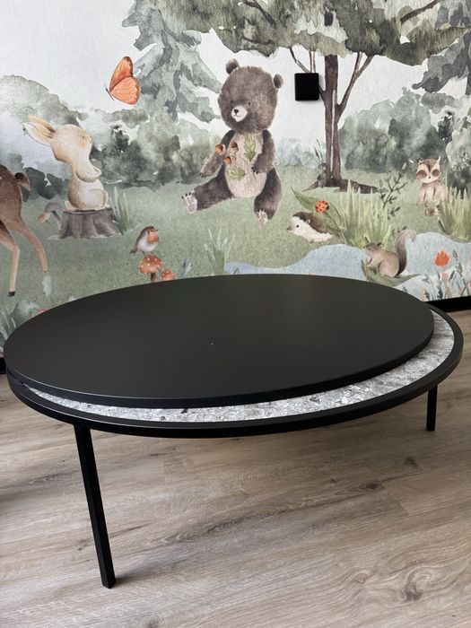 Журнальний столик