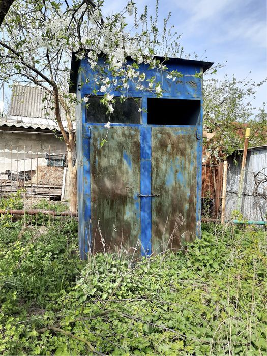 Дача на Олдиші поряд з річкою