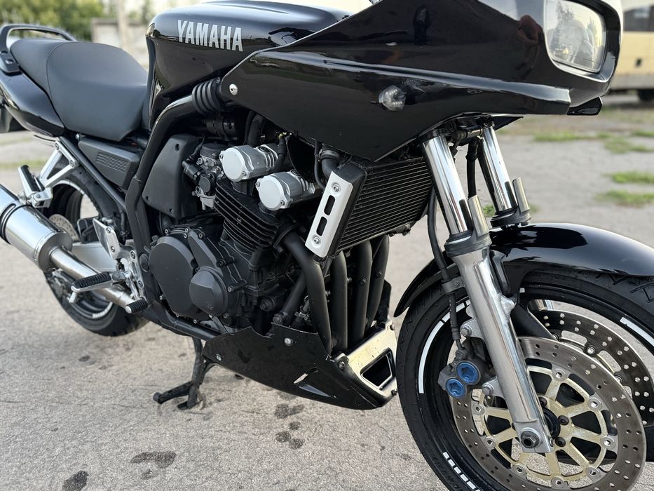 Продам Yamaha FZS600 fazer