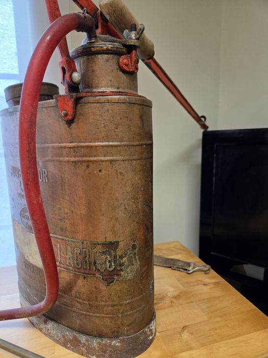 Pulverizador de Cobre Antigo