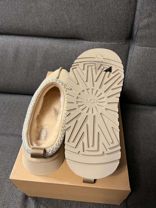 Ugg TAZ II Sand