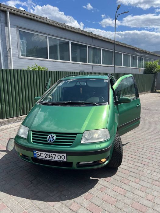 Продам Volkswagen Sharan 2003 р ,1.8 бензин