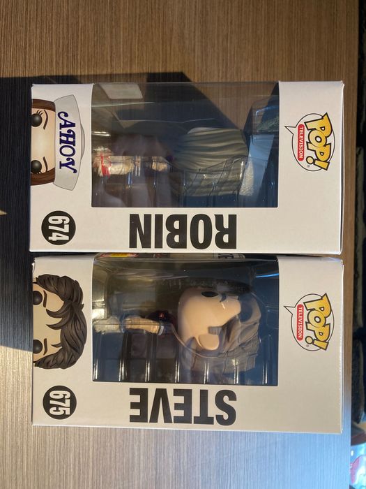 Stranger Things Robin Steve SDCC Funko POP