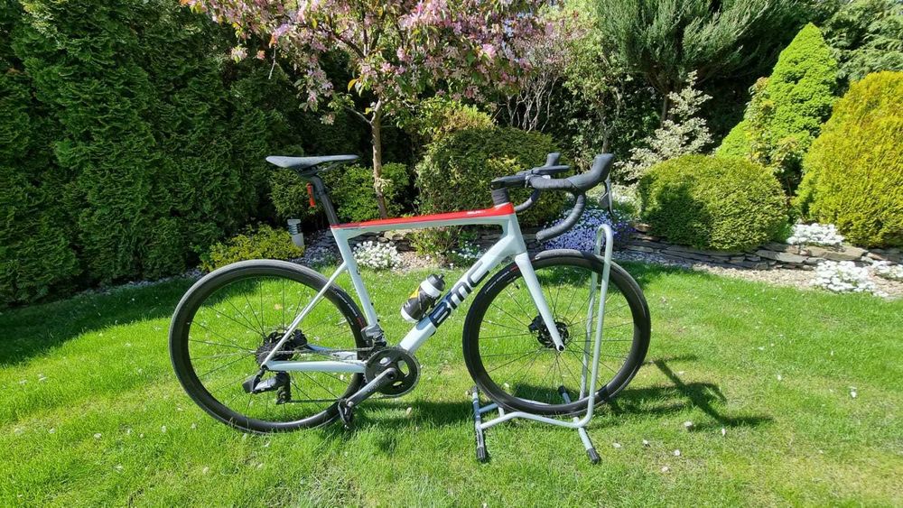 BMC Teammachine SLR01 Disc Three - SRAM Force eTap AXS