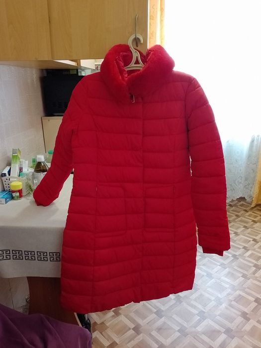 Пальто червоне розмір XXL