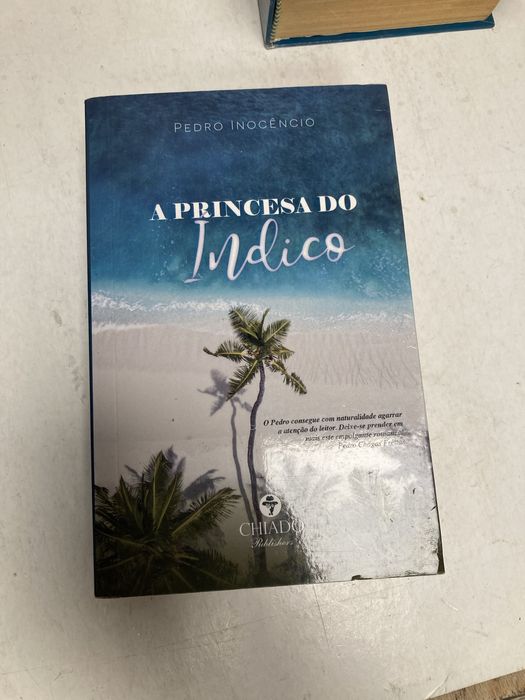 Livros Sem Nada a Perder, de Pedro Inocêncio