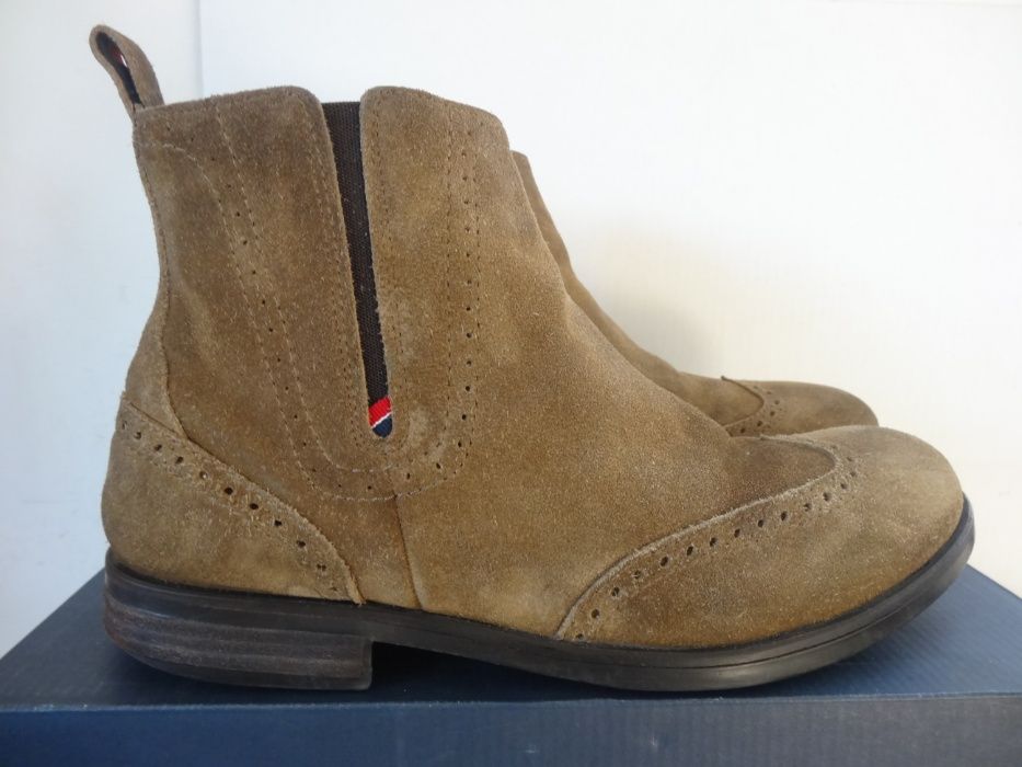 Buty Tommy Hilfiger roz 44 Trzewiki Skóra