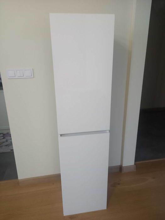 Słupek łazienkowy senti malta plus 40 cm biały połysk nowy.