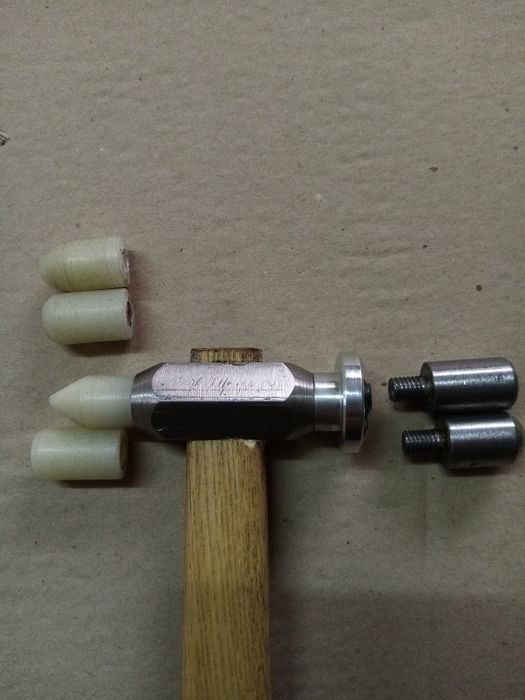 Інструмент для рихтовки