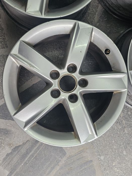 Oryg Alu Felgi 16" AUDI A3 A4 A5 VW 5x112