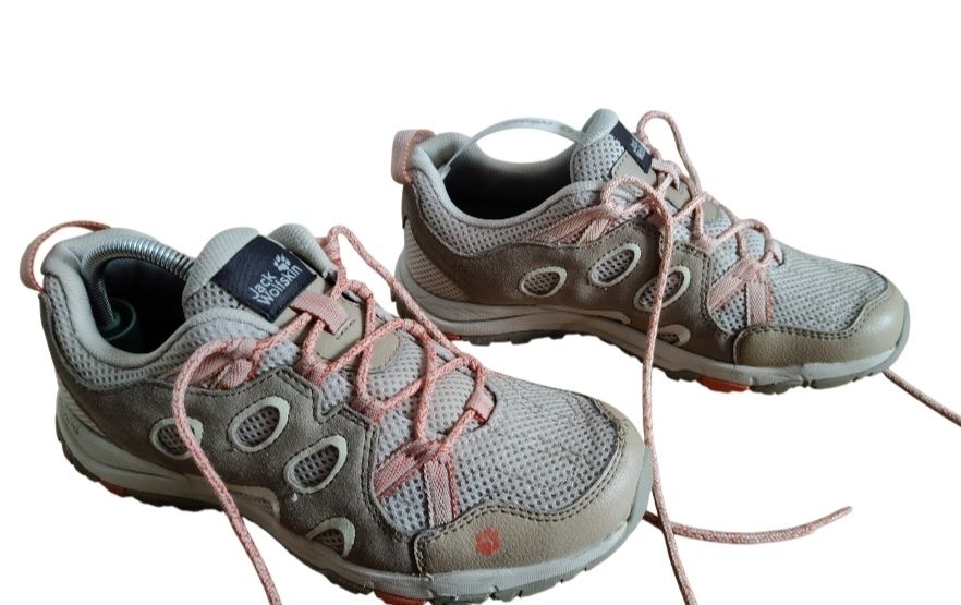 Buty trekkingowe Jack Wolfskin comfort fit r 37,5 beżowe