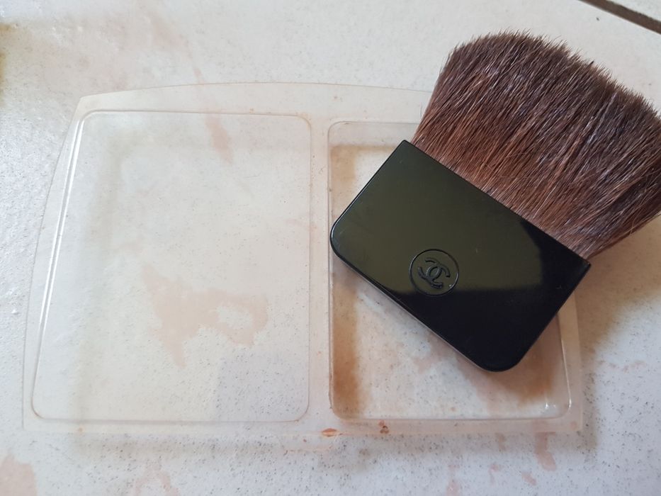 Puder Chanel uzywany