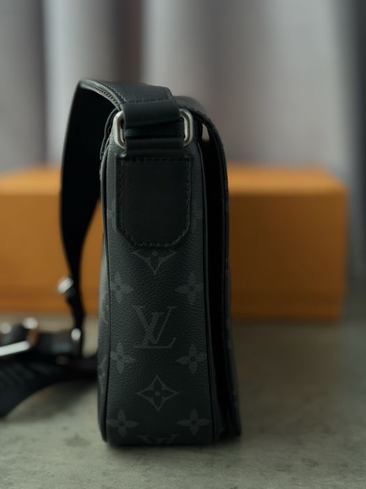 Сумка-мессенджер Louis Vuitton