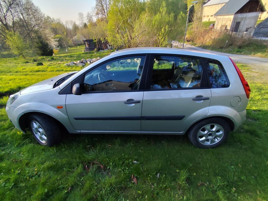 Samochód Ford Fiesta