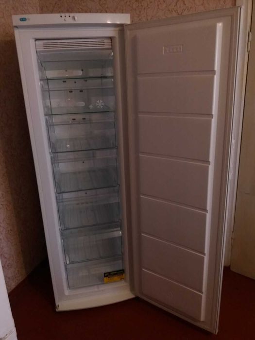 Морозильная камера ZANUSSI  FZFF250