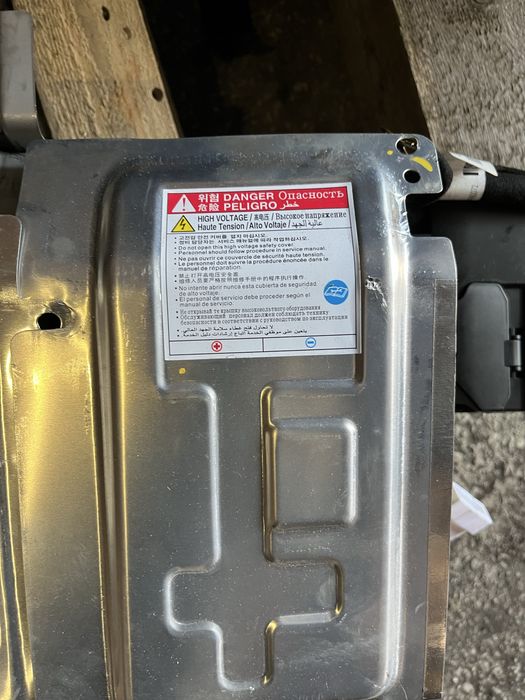 Hyundai kona Гібрид батарея