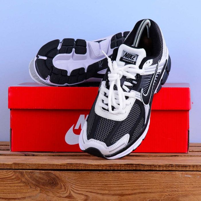 (2381) Акція! Кросівки Nike Zoom Vomero 5 сірі з чорним і білим (37-41) найк найки В'єтнам
