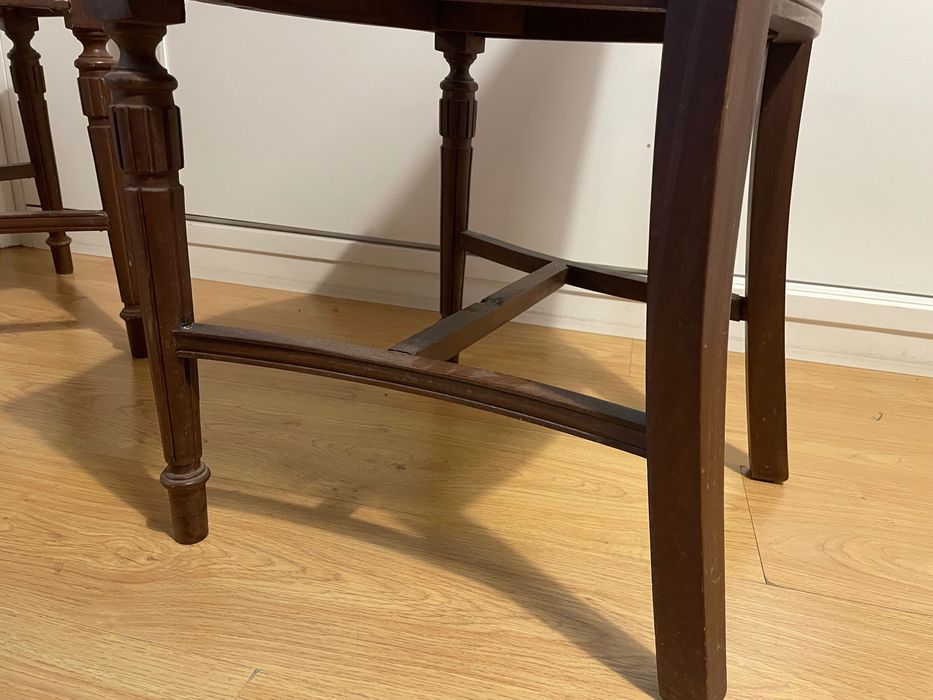 Conjunto de cadeiras para sala de jantar