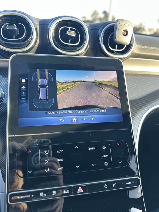 Mercedes C300e station 2023