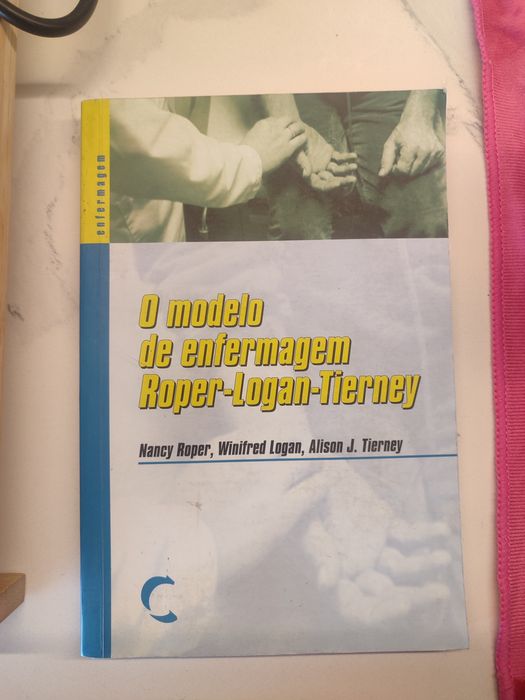 Livro enfermagem modelo Roper-Logan-Tierney