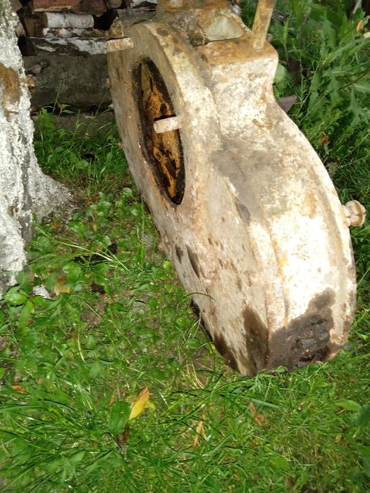 Бортовий редуктор до фрези або мульчера