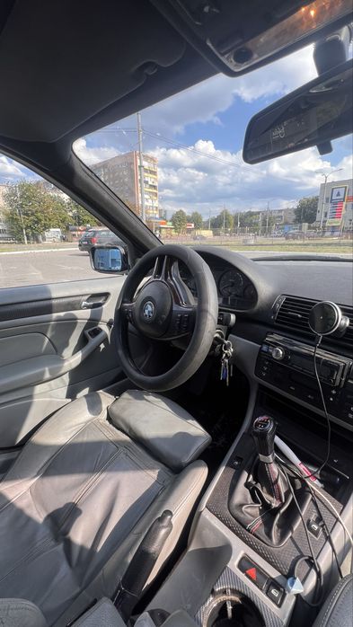 Продам BMW E46 325xi