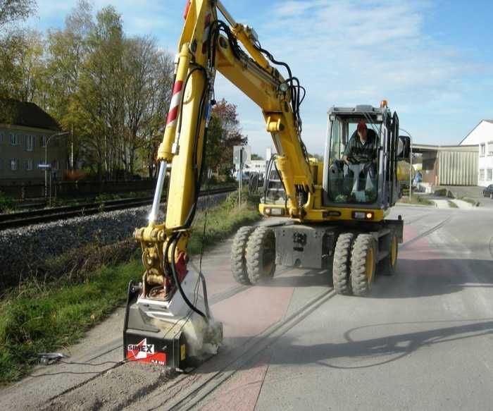 Frezarka do asfaltu SIMEX PLB450 dla koparek 8-13 ton