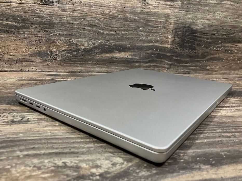 MacBook Pro 14 M1 Pro 16/512 klawiatura US