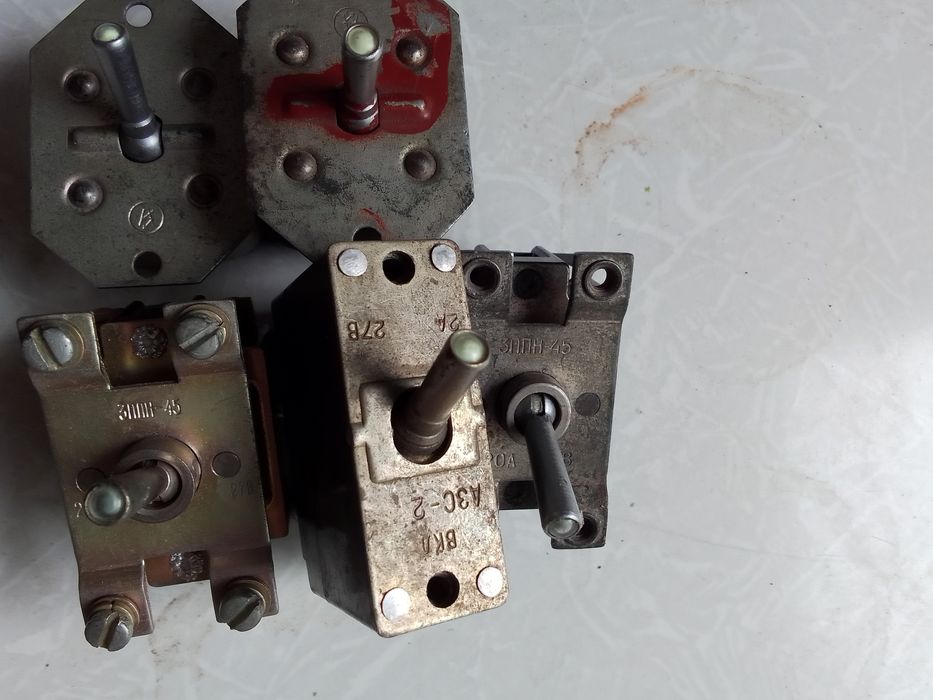 Автомат АЗС  2-25