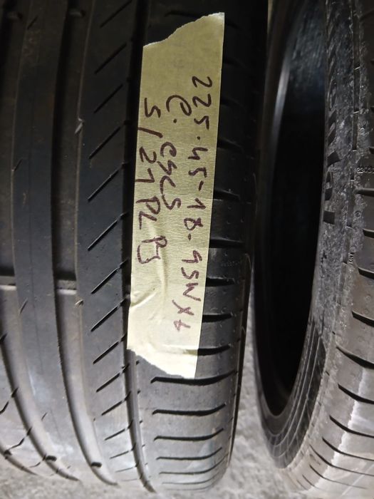 2 Pneus 225/45R18 Continental