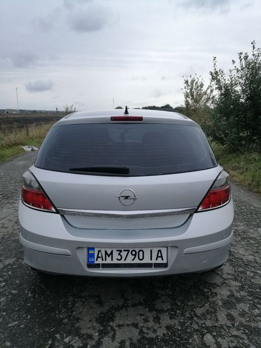 Продам авто Opel Astra 2009