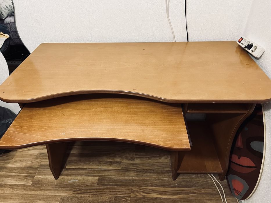 Secretaria de Quarto e Escritório