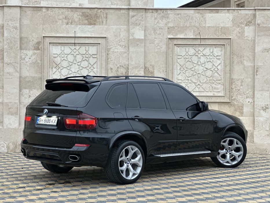 BMW X5 E70 3.0D M57 2009 год 16500$ в Одессе в отличном состоянии