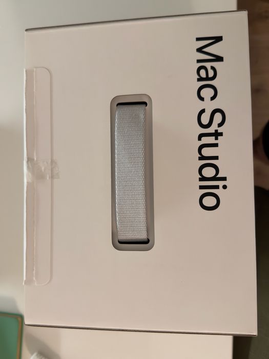Apple Mac Studio M4 max 36gb RAM 512gb