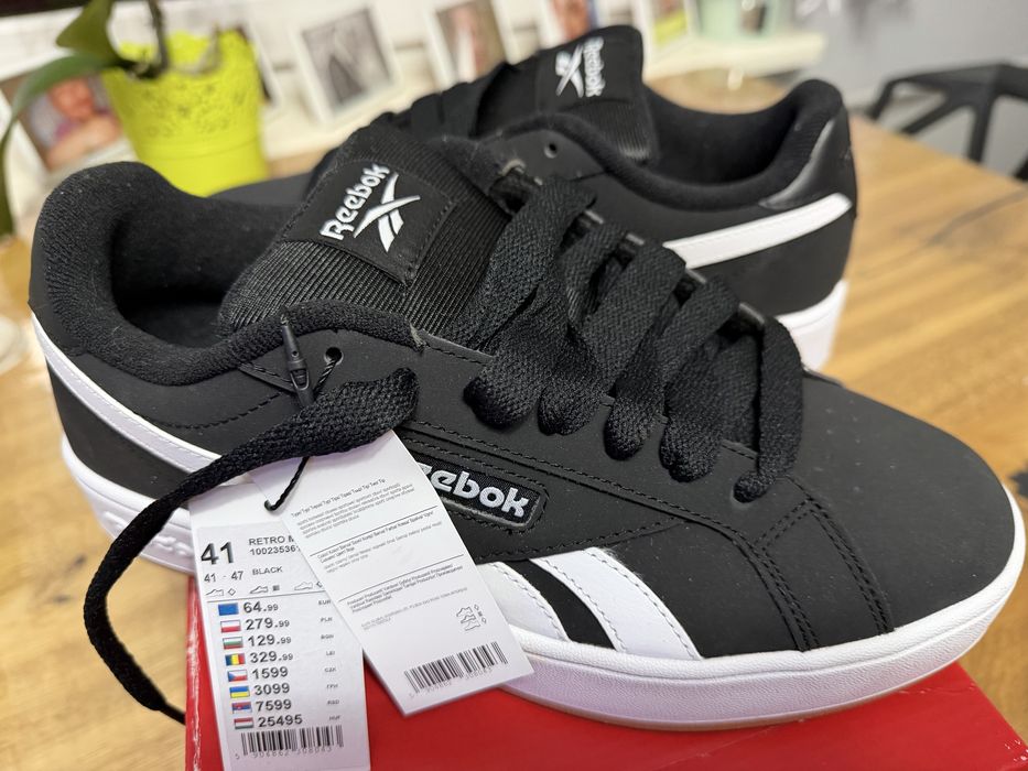 Reebok retro mega